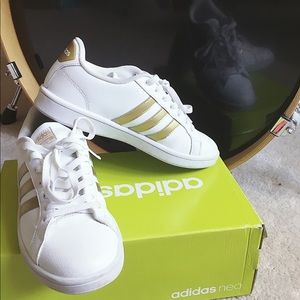 Addidas Cloudfoam Advantage Stripe Sneaker